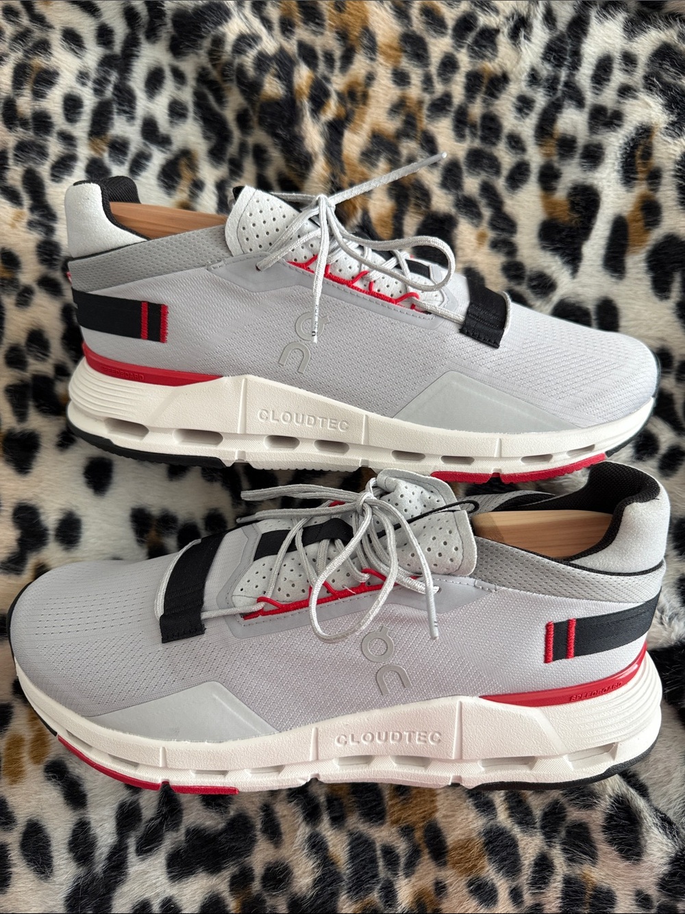 On Running Men’s Gray, White & Red Cloudtec Sneakers